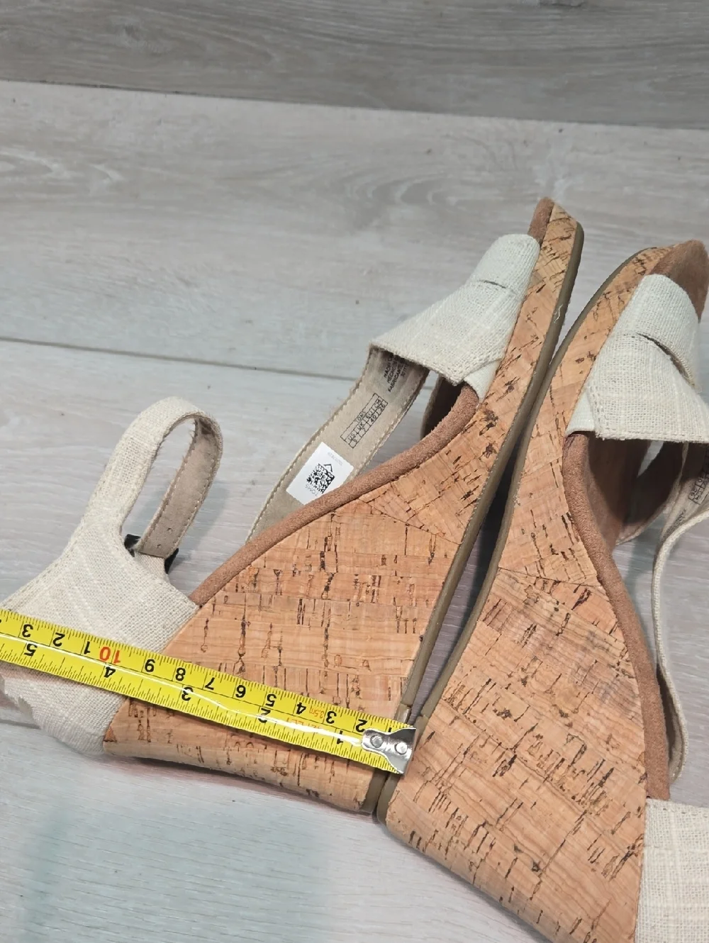 Toms Women Cork Wedge Sandals  Ankle Strap in Natural Shoes Sz 9